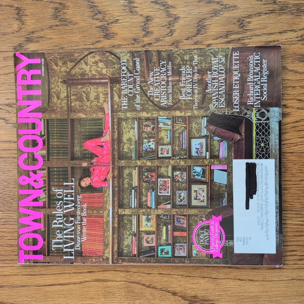 Town & Country Magazine October 2024 Attenzione Must Be Paid